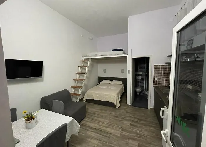 Jelena Apartman Biograd Na Moru
